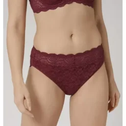 Amourette 300 Tai, Garnet Brown