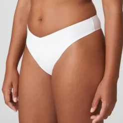Arthill String, White
