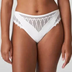 Arthill Tai, White