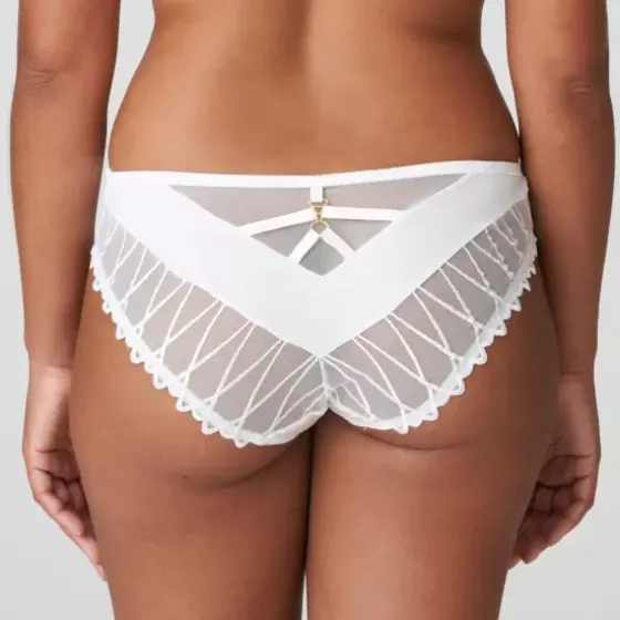 Arthill Tai, White