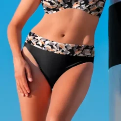 Bikini Tai De Luxe, Barbados