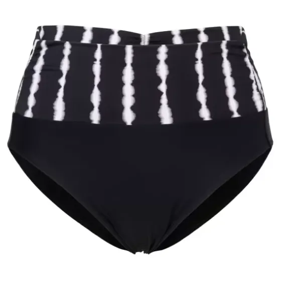 Bikini Tai De Luxe, Kreta