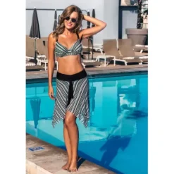 Bikini Tai De Luxe, Santorini