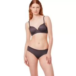 Body Make-up Soft Touch WP Padded, Red Bean