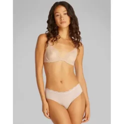 Calvin Klein Hipster, Cedar