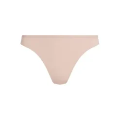 Calvin Klein Tai, Cedar