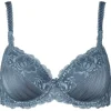 Dorrit Bra Fill, Bering Sea
