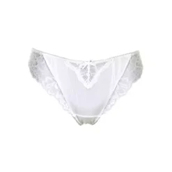 Dorrit String, Ivory