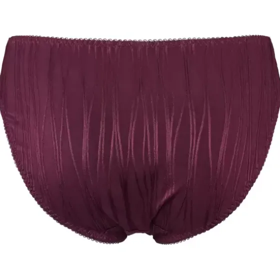 Dorrit Tai, Potent Purple