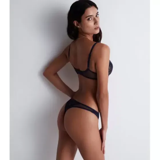 Feeling Myself Tanga, Astral Blue