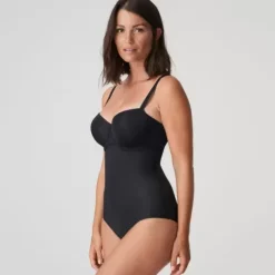 Figuras Uden Ben, Black