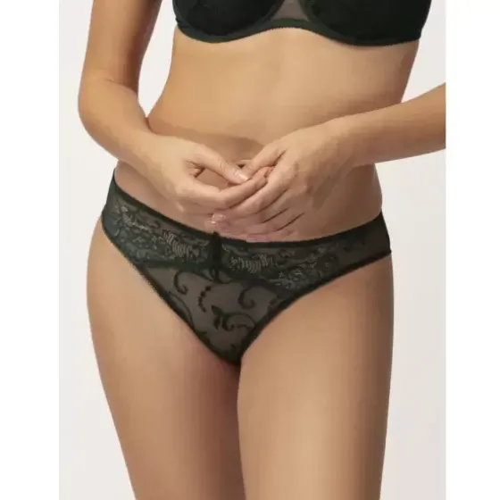 Ginger Tai, Green