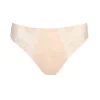 Gythia Tai Brief, Geisha
