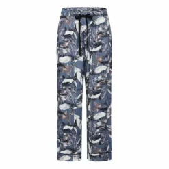 Janet Pants, Blue Fog