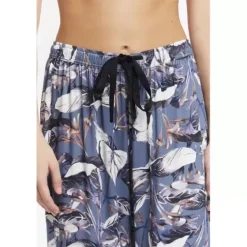 Janet Pants, Blue Fog