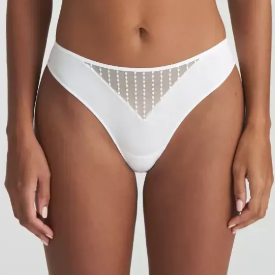 Jhana Tai, White