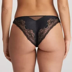 Junoo Tai, Black