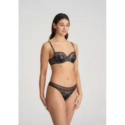 Junoo Tai, Black