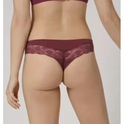Lovely Micro Brazilian, Garnet Brown