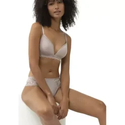 Luxurious String, New Toffee