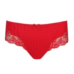 Madison Hipster, Scarlet
