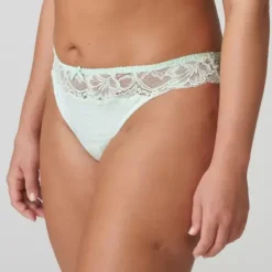 Madison String, Fleur De Printemps