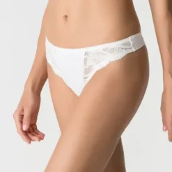 Madison String, Ivory