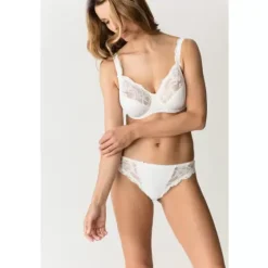 Madison String, Ivory