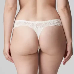 Madison String, Råhvid