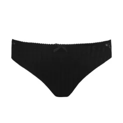 Madison Tai, Black