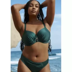 Mangalore Bikini Tai, Jewel Green
