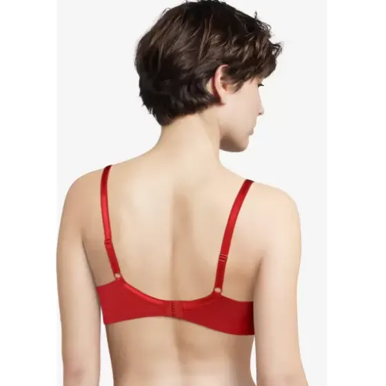 Mary Padded, Red