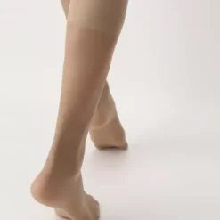 Mi-Bas Repos 70, Nude