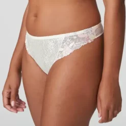 Mohala String, Vintage Natural