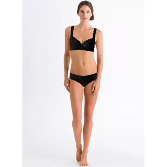 Moments Bra, Black