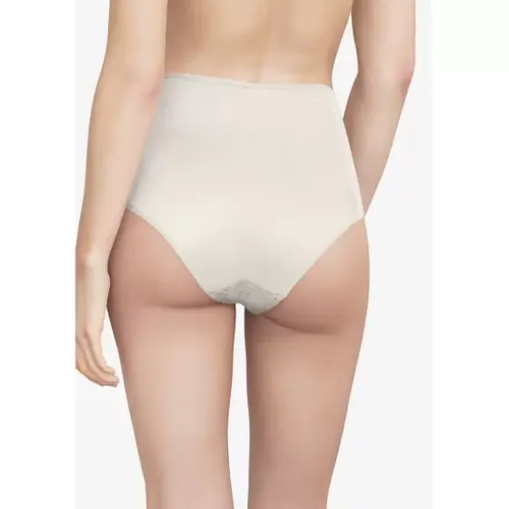 Norah Maxi, Talc