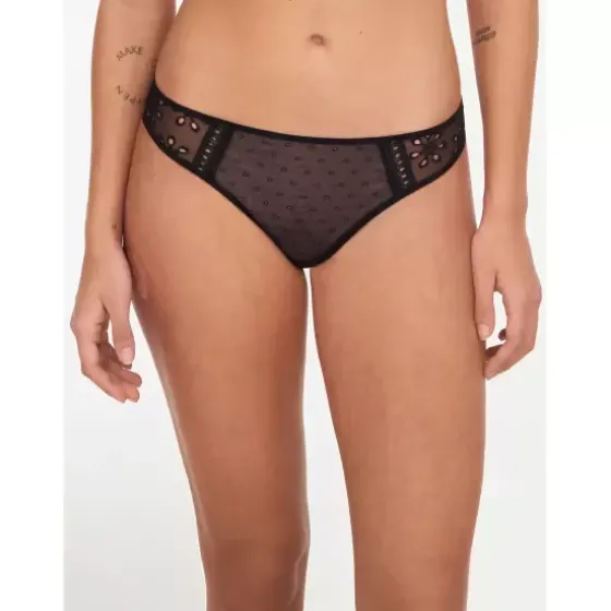 Prisca Tanga, Black