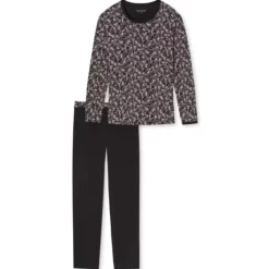 Pyjamas, Black