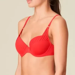 Salvador Padded, True Red