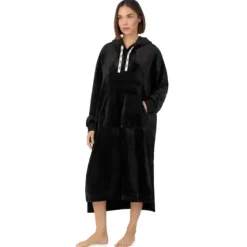 Signature Hooded Lounger, Black