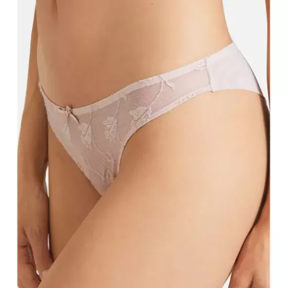 Softessence Tanga, Skin