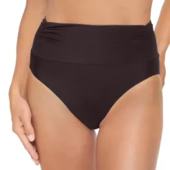 Swim Tai De Luxe, Coconut