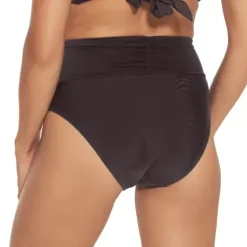 Swim Tai De Luxe, Coconut
