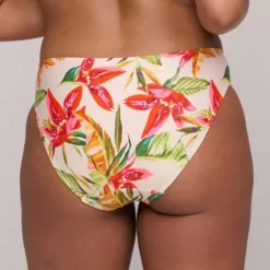 Tanzania Bikini Tai, Calm Tropics