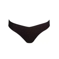 Tomar Bikini Tai, Earth
