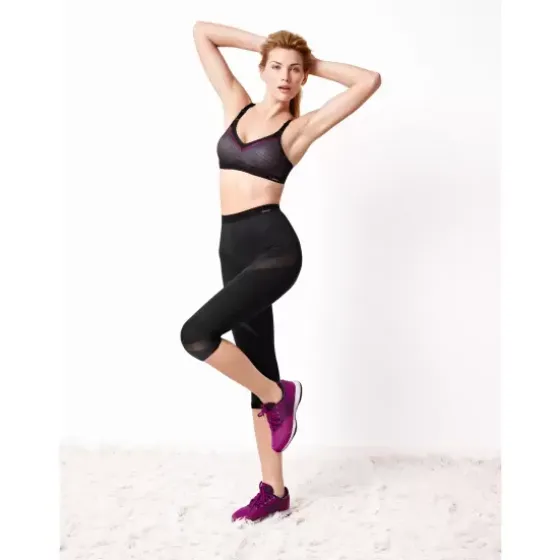 Triaction Free Motion, Black